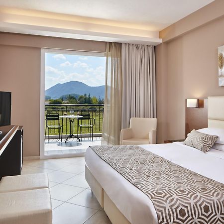 Aar Hotel & Spa อิโออันนินา ภายนอก รูปภาพ